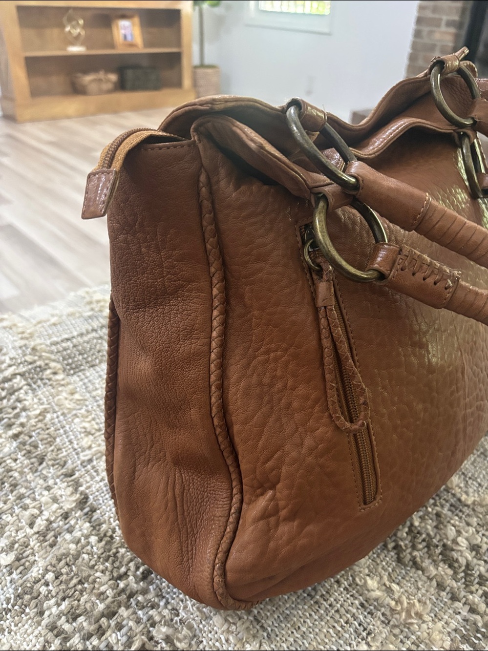 Hobo Tan Leather Satchel Women's Shoulder Handbag - Picture 5 of 12